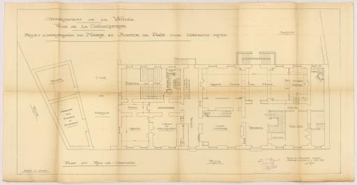 Projet d'appropriation en mairie et justice de paix d'une habitation privée : plan du rez-de-chaussée / Dressé par l'architecte, Abel Filuzeau.