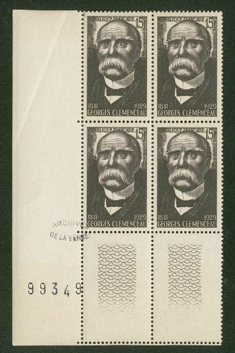 Planche de timbres à l'effigie de Georges Clémenceau.