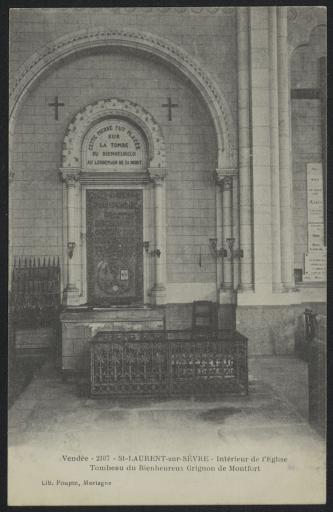 Le tombeau du père de Montfort.