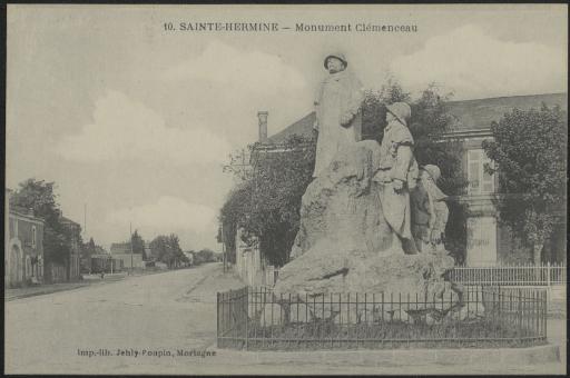 Le monument érigé en l'honneur de Georges Clemenceau.