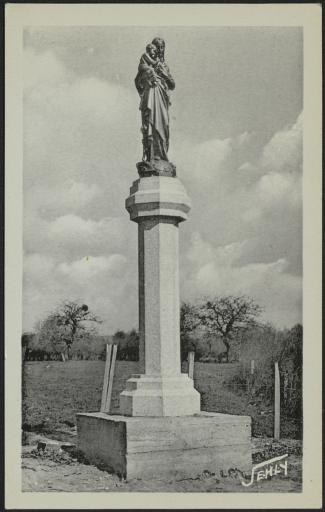 La statue de Notre-Dame-des-champs, datant de la mission de 1950.