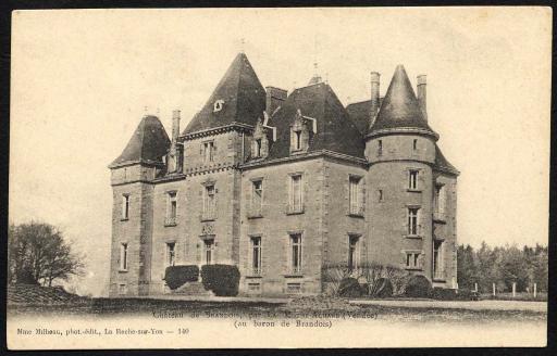 Le château de la Forêt (ou de Brandois) / Mme Milheau phot.