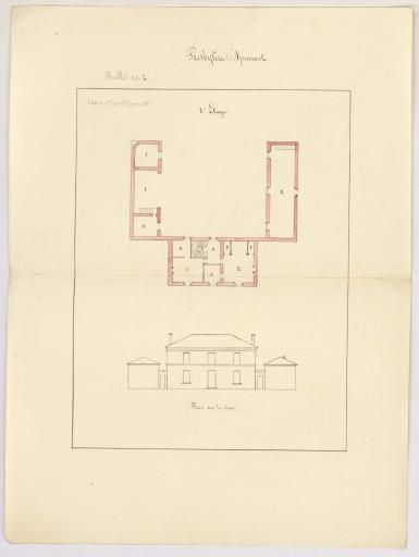 Reconstruction du presbytère : plan du 1er étage et élévation de la façade sur la cour, feuille n° 2 / Signé par : Lévêque, architecte à Fontenay-le-Comte.