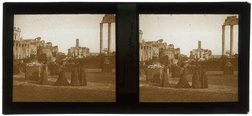 Le forum à Rome (vue 1), vue de Naples prise du Pausilippe (vue 2), une rue de Pompéi (vue 3), le Vésuve et les champs de lave à Naples (vue 4).