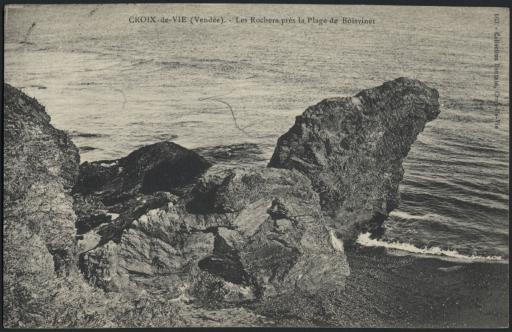 Traits de côte à Croix-de-Vie : les rochers près de la plage de Boisvinet (vue 1), les rochers de la Pelle-à-Porteau (vue 2), le Jet d'eau (vue 3).