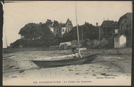 Les activités nautiques : sur la plage des Souzeaux (vues 1-2), sur la plage des Dames (vues 4-6) / F. Bourdin phot. (vue 4).
