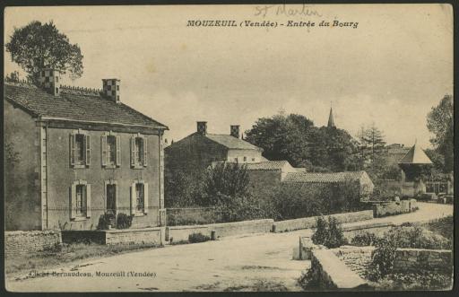 L'entrée du bourg (vue 1), la rue principale (vues 2-4) et des rues avec l'église en arrière-plan (vues 5-6) / Bernaudeau phot. (vues 1, 5), Dugleux phot. (vue 3).