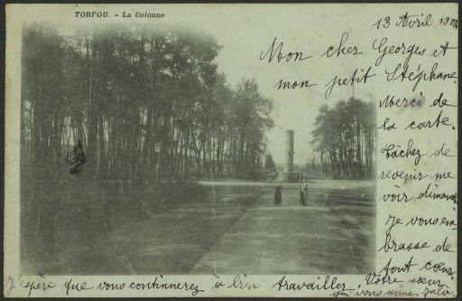 Torfou. - La colonne élevée en 1827 en mémoire de la victoire des Vendéens sous les ordres de d'Elbée le 19 septembre 1793.