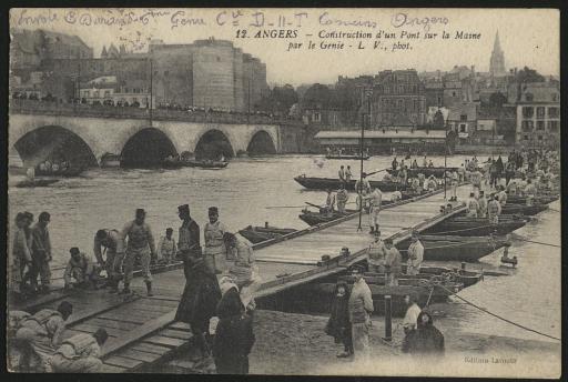 (1Num1/230/2). Correspondance de Benjamin Durand adressée à sa femme et à ses enfants, du 20 juillet 1915 au 11 octobre 1918. - 16 cartes postales et 5 lettres.