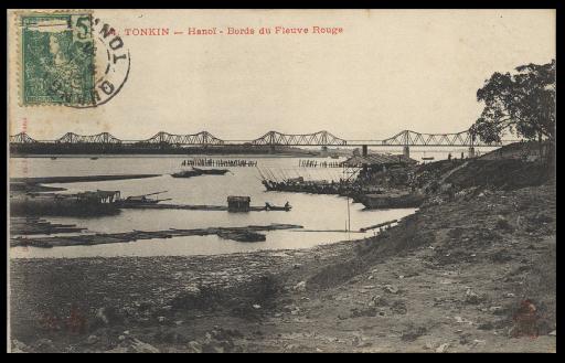 (176 J 120). Tonkin. - 25 cartes postales d'Hanoï, 7 d'Haïphong, 6 de Doson, 4 de la baie d'Along, et 4 de Sontay.
